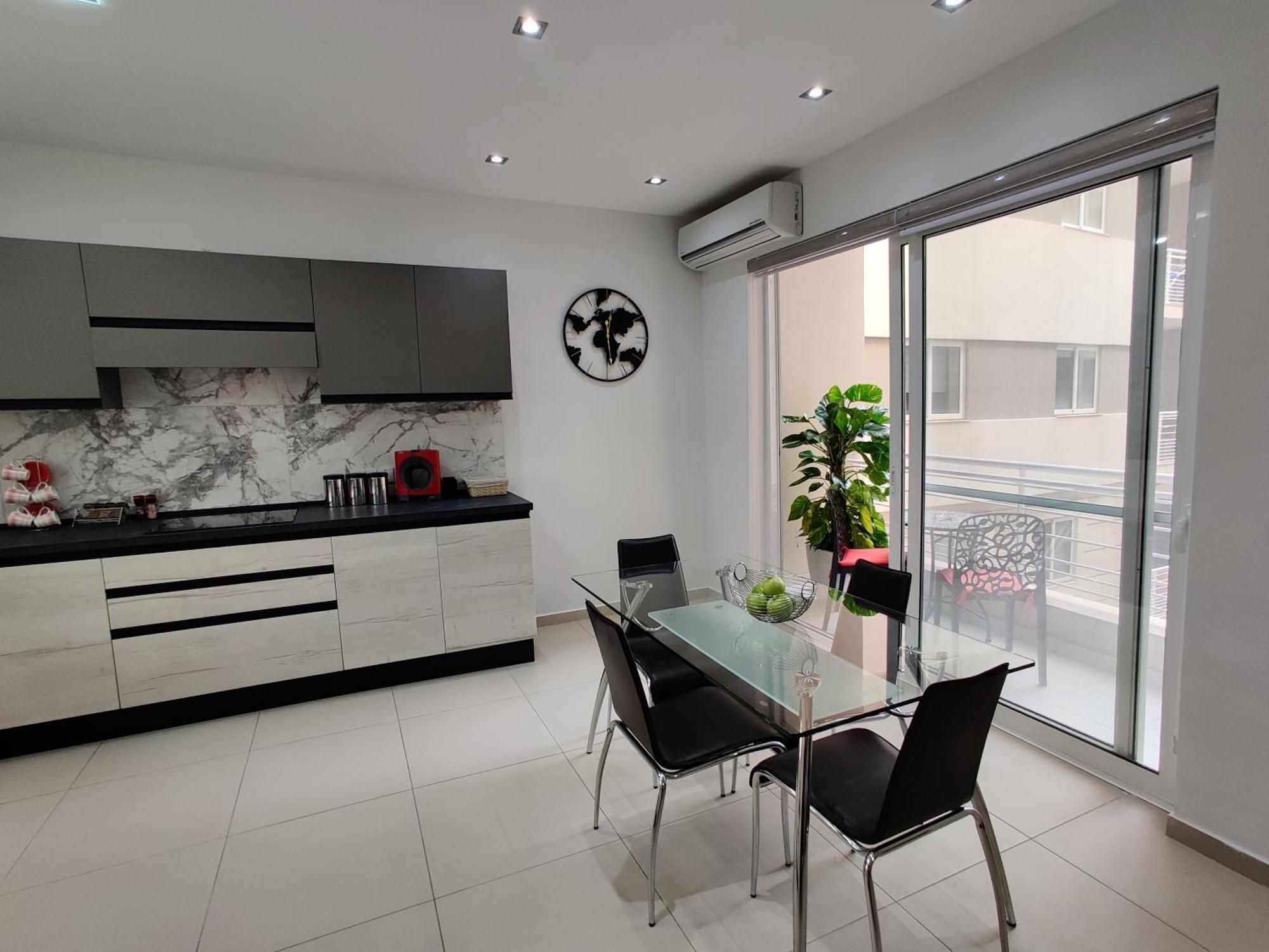 Depiro Point Deluxe - Modern, Designer Apartment 2 Minutes Away From Popular Sliema Seafront Dış mekan fotoğraf