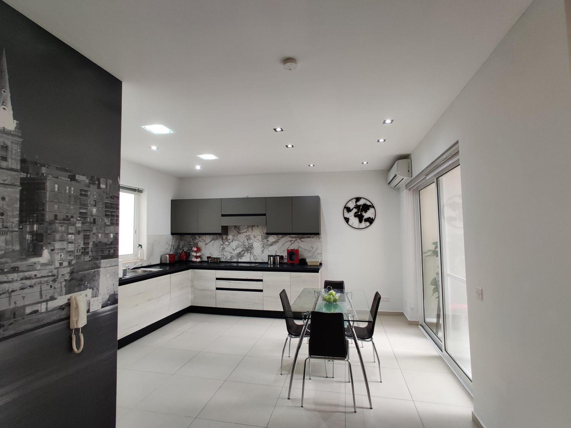 Depiro Point Deluxe - Modern, Designer Apartment 2 Minutes Away From Popular Sliema Seafront Dış mekan fotoğraf
