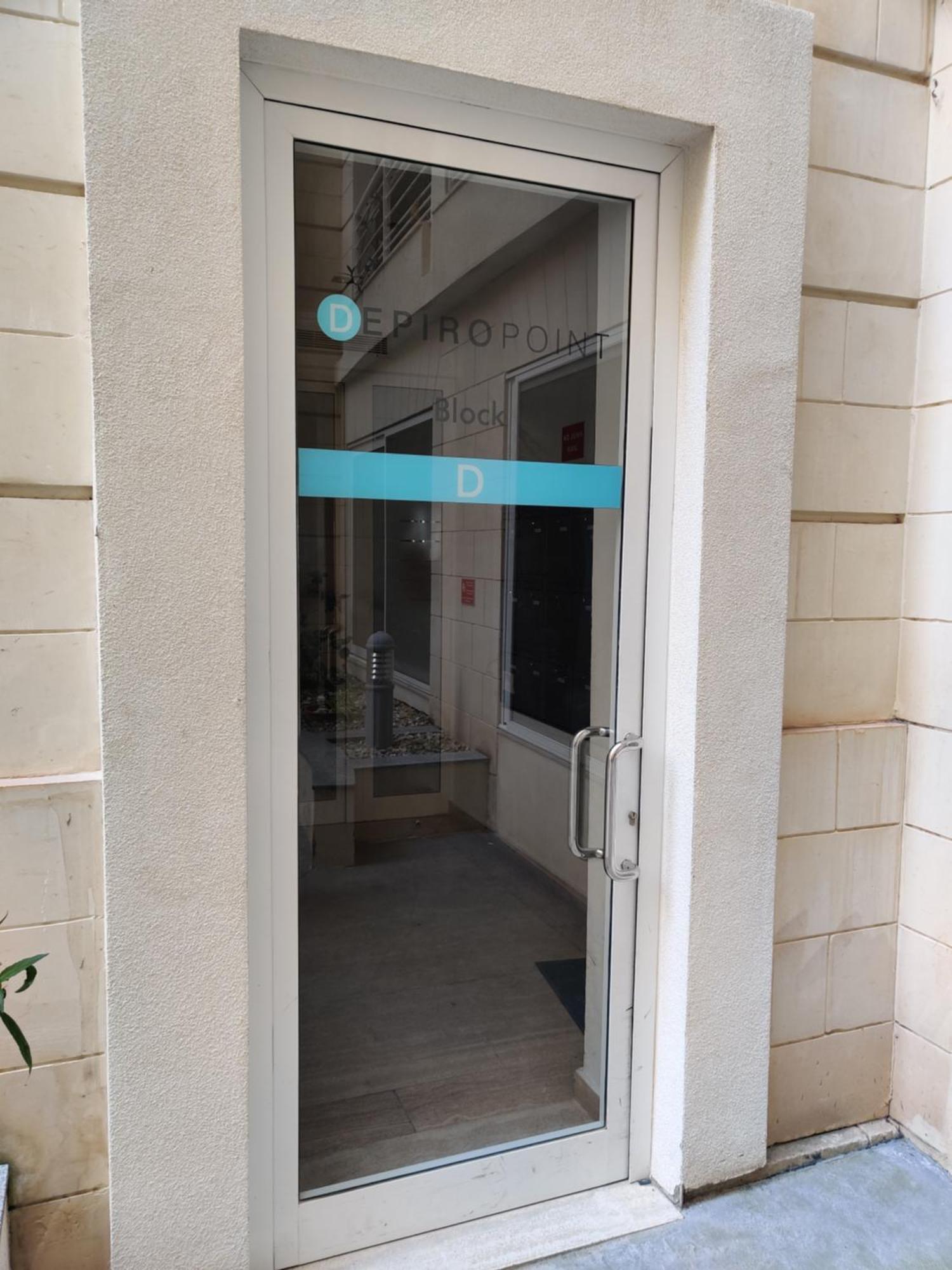 Depiro Point Deluxe - Modern, Designer Apartment 2 Minutes Away From Popular Sliema Seafront Dış mekan fotoğraf