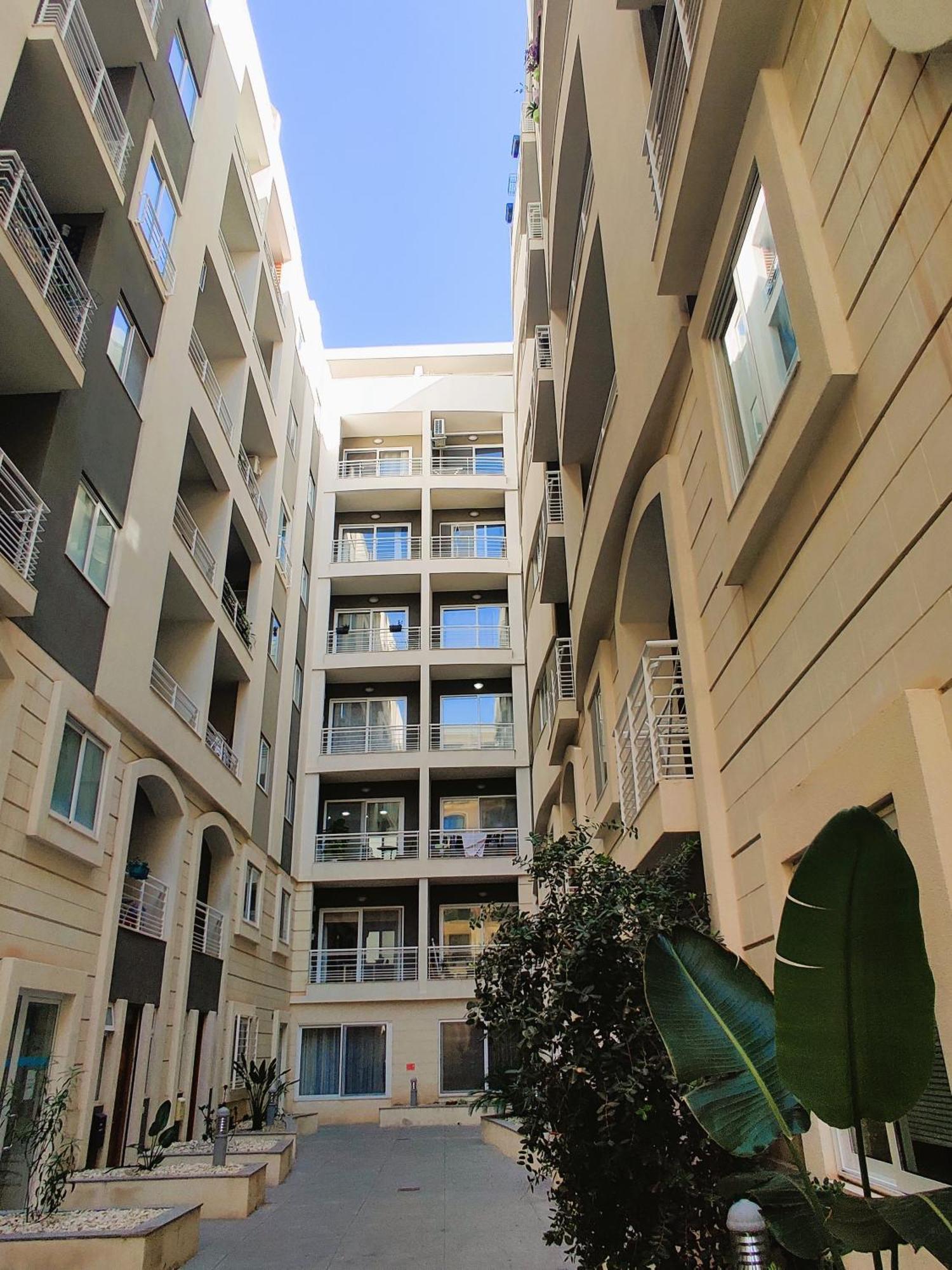 Depiro Point Deluxe - Modern, Designer Apartment 2 Minutes Away From Popular Sliema Seafront Dış mekan fotoğraf